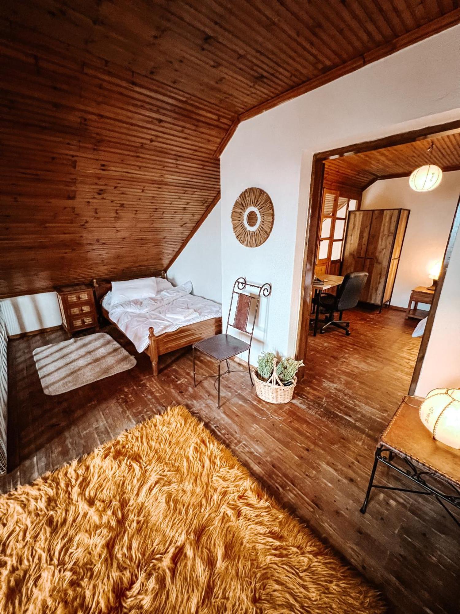 Apartment Panos Palace